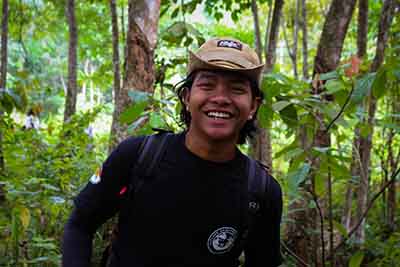 Yoris - Assistant Jungle Guide & Jungle Boy
